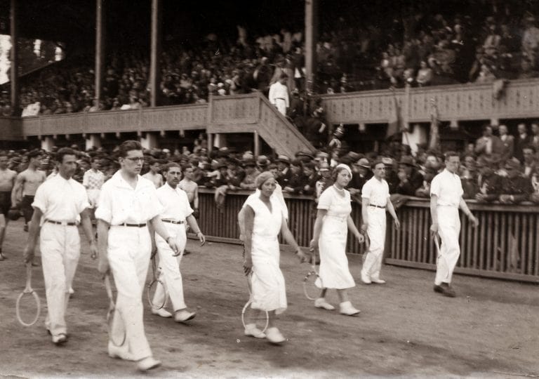 Poză despre membrii Asociației Haggibbor la o festivitate, Cluj, 1930.