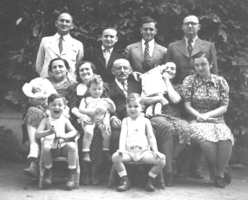 Picture about the Lusztig family.